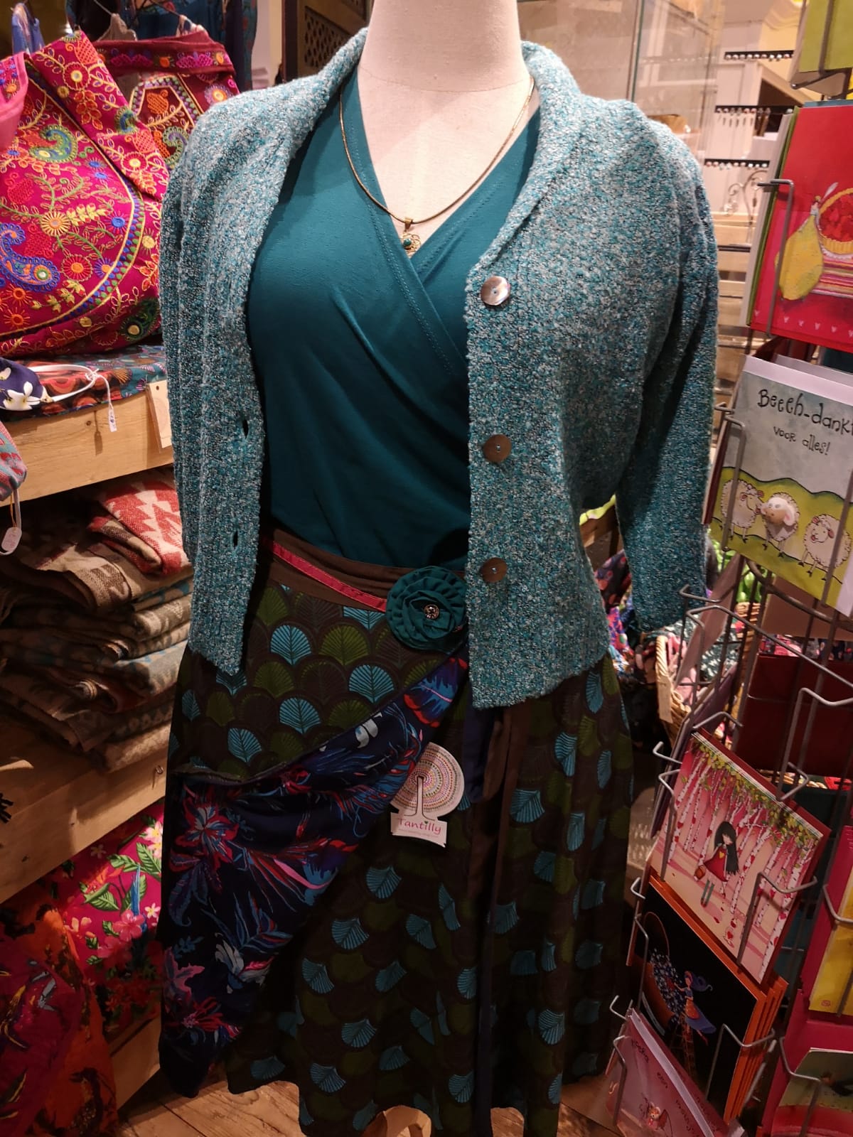 Tantilly's shoptegoed 250 euro voor 189 euro- Kadobon! Geldig voor 5 dames! main image 1
